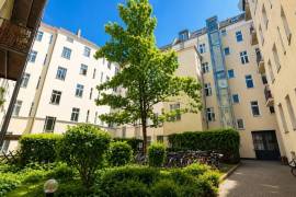 Vacant, furnished 2-room apartment in the popular Gleimviertel near Mauerpark Vacant, furnished 2-room apartment in the popular Gleimviertel near Mauerpark