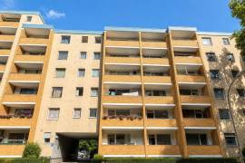 Ready to move-in! 2-Room Apartment with Balcony in Gesundbrunnen Ready to move-in! 2-Room Apartment with Balcony in Gesundbrunnen