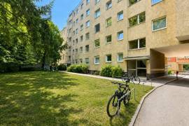 Ready to move-in! 2-Room Apartment with Balcony in Gesundbrunnen Ready to move-in! 2-Room Apartment with Balcony in Gesundbrunnen