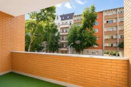 Ready to move-in! 2-Room Apartment with Balcony in Gesundbrunnen Ready to move-in! 2-Room Apartment with Balcony in Gesundbrunnen
