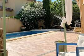 6 room, 100m2 Villa for sale in Magalas - 269 000 € * 6 room, 100m2 Villa for sale in Magalas - 269 000 € *