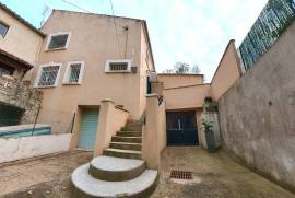 6 room, 100m2 Villa for sale in Magalas - 269 000 € * 6 room, 100m2 Villa for sale in Magalas - 269 000 € *