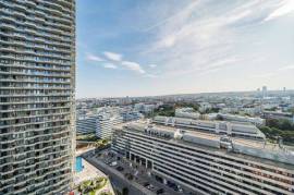 2BR-Apartment on the 18th floor