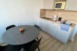 Furnished 1-bedroom apartment on the 1st floor – Up to 4 people