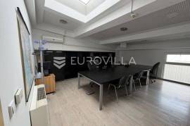 Đakovo, business office 35 m², FOR RENT