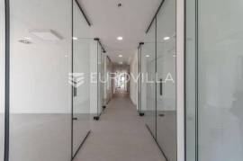 Gornji Kneginec, modern 50 m² office space