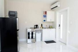 Modern 1 bed Condo, Savannah