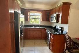 Cloudscape 2BR/2BA Duplex – Spotts