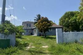 RARE WEST BAY OPPORTUNITY – 3 BED + 2 APARTMENTS