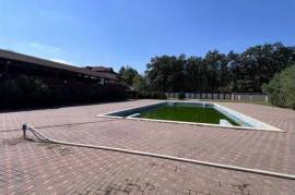 Hotel for rent in Branesti