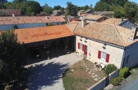 Authentic Stone Charm Meets Modern Comfort in this Spacious 4-Bedroom Home - €187424 Authentic Stone Charm Meets Modern Comfort in this Spacious 4-Bedroom Home - €187424