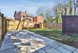 listing listing