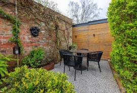 listing listing