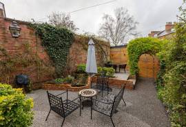 listing listing