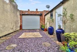 listing listing
