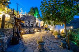 Maisonette 300 sq.m for sale