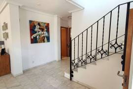 listing listing