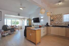 listing listing