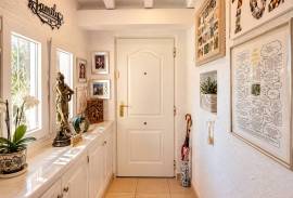 listing listing