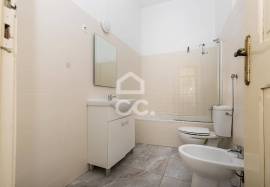 3-Bedroom Apartment on the 2nd Floor in Évora's Historic Center 3-Bedroom Apartment on the 2nd Floor in Évora's Historic Center