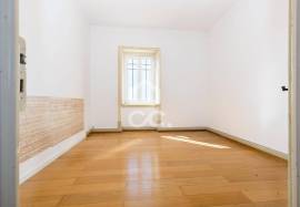 3-Bedroom Apartment on the 2nd Floor in Évora's Historic Center 3-Bedroom Apartment on the 2nd Floor in Évora's Historic Center