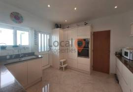 4 Bedroom villa in Lagos, excellent location