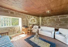 Villa with Panoramic Views on the Outskirts of Chaves Villa with Panoramic Views on the Outskirts of Chaves