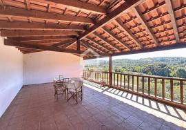 Villa with Panoramic Views on the Outskirts of Chaves Villa with Panoramic Views on the Outskirts of Chaves