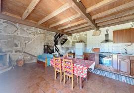 Villa with Panoramic Views on the Outskirts of Chaves Villa with Panoramic Views on the Outskirts of Chaves