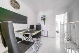 listing listing