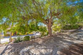 listing listing