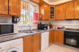 listing listing