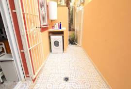 listing listing