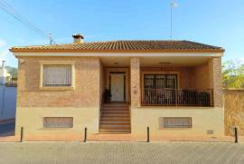 listing listing