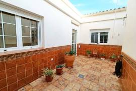 listing listing