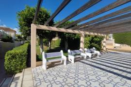 listing listing