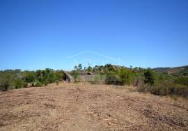 Large Plot with Ruin