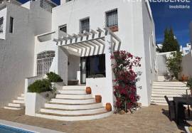 Albufeira, 3 Bedroom Villa with Pool and Sea Views Albufeira, 3 Bedroom Villa with Pool and Sea Views