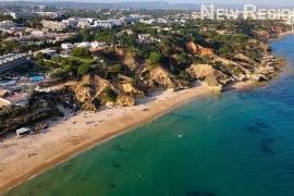 Albufeira, 3 Bedroom Villa with Pool and Sea Views Albufeira, 3 Bedroom Villa with Pool and Sea Views