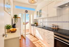 Albufeira, 3 Bedroom Villa with Pool and Sea Views Albufeira, 3 Bedroom Villa with Pool and Sea Views