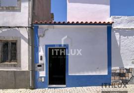 Typical 1 Bedroom Village House – Completely Refurbished in Boim