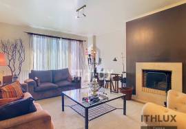 3 Bedroom Furnished Apartment with Parking in the Center of Beja 3 Bedroom Furnished Apartment with Parking in the Center of Beja