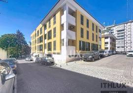 3 Bedroom Furnished Apartment with Parking in the Center of Beja