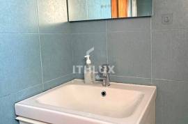 3 Bedroom Duplex Apartment in Benfica, Bairro do Charquinho, Lisbon
