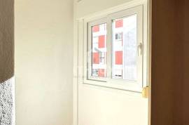 3 Bedroom Duplex Apartment in Benfica, Bairro do Charquinho, Lisbon