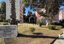 3 Bedroom Duplex Apartment in Benfica, Bairro do Charquinho, Lisbon