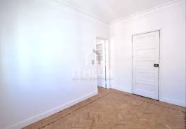 For Rent - 4 Bedrooms Avenidas Novas, Lisbon
