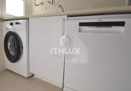 For Rent - 4 Bedrooms Avenidas Novas, Lisbon