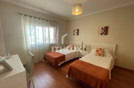 A refined residence in the coveted Cabanas de Tavira of O Pomar