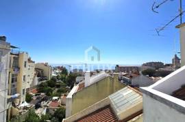 2 bedroom apartment with 2 bathrooms - Refurbished with river view in Graça 2 bedroom apartment with 2 bathrooms - Refurbished with river view in Graça
